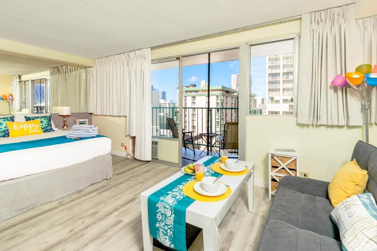 Aloha Vibes Await! Stylish Condo At Aloha Surf - Mountain And City Views Honolulu 0*,  United States